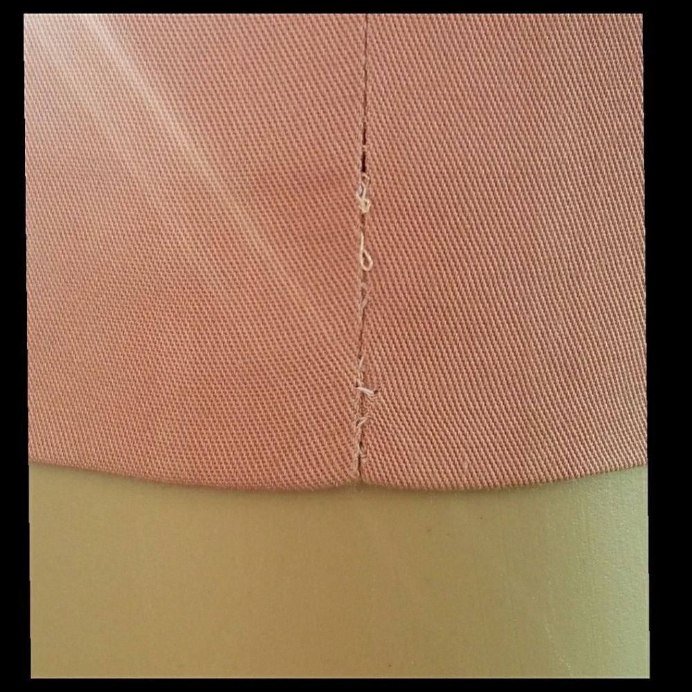 ⭐️HP⭐️VTG▪️DIOR▪️1980’s Peach Mini Pencil Skirt - Picture 6 of 7